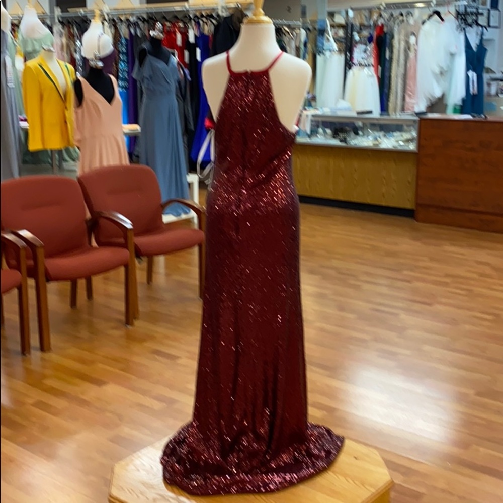 ✔️ burgundy sparkly bridesmaid dress - Picture 4 of 7
